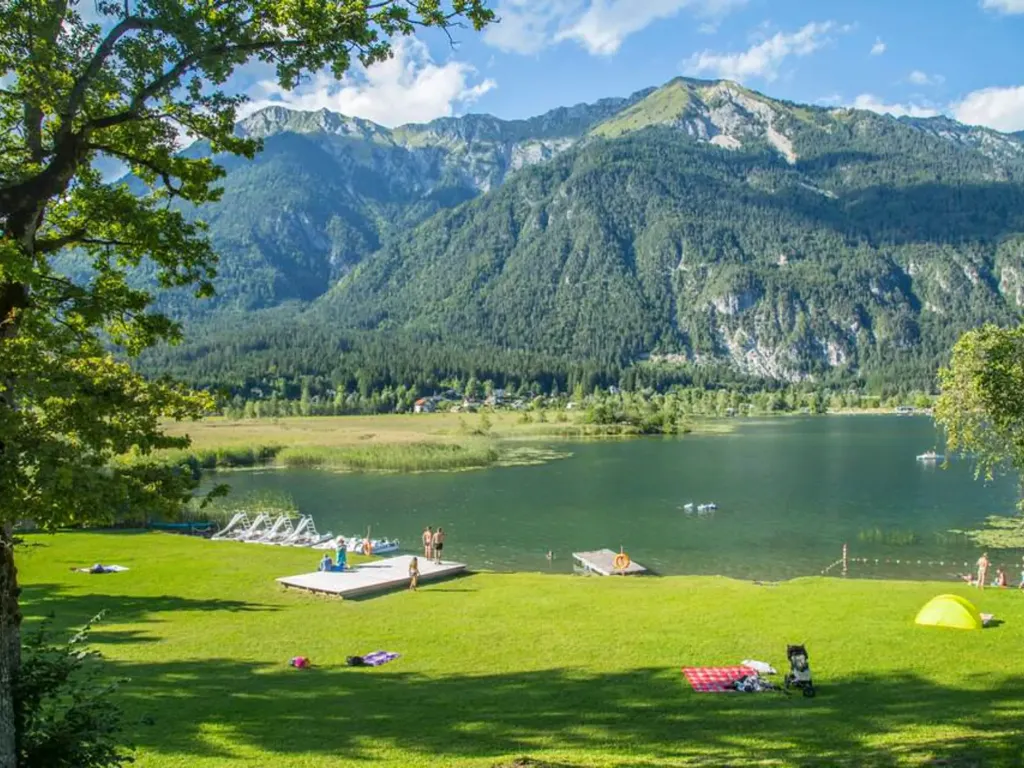 Chalet Presseggersee heerlijk zwemmen, suppen en kanoën in de Pressegger See Hermagor